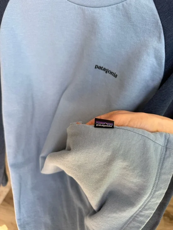 Men’s Patagonia Long Sleeve - Picture 7 of 7